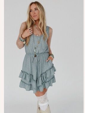 Three birds nest dress